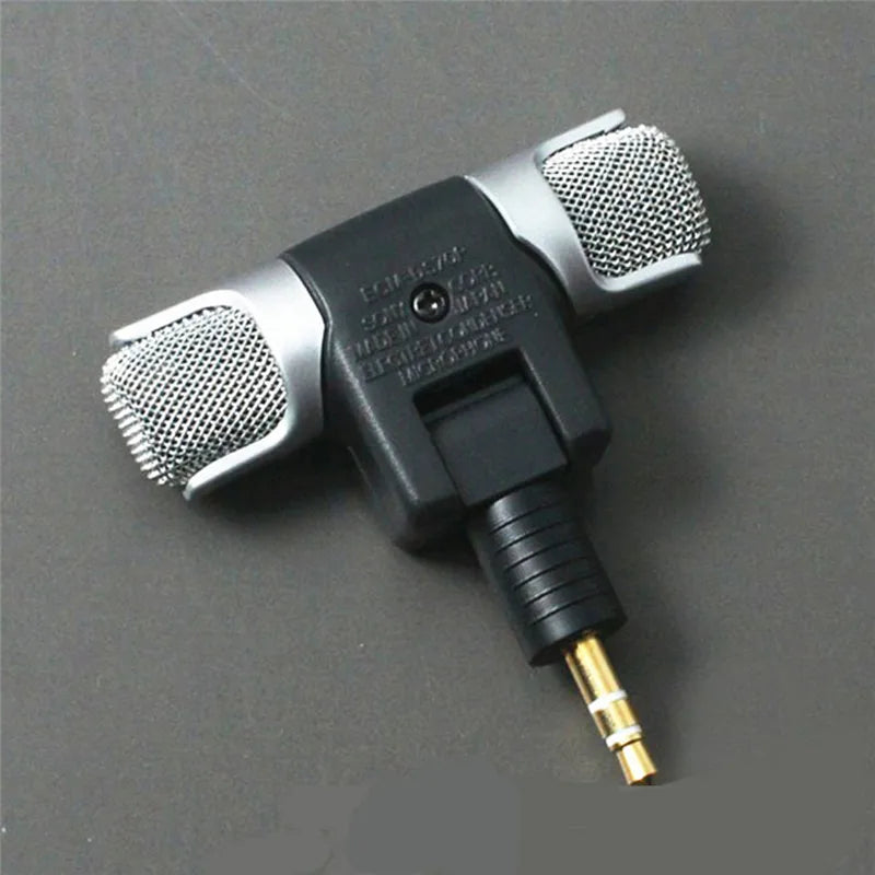 Micrófono Estéreo Mini Jack 3.5mm – Grabación Portátil para Vlogging, Laptop y Creadores en Movimiento